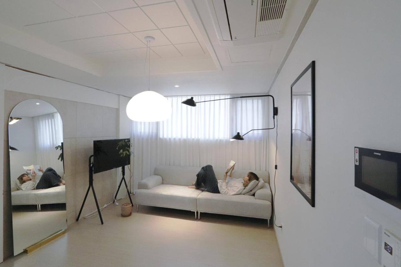 Lovely House Hongdae Apartemen
